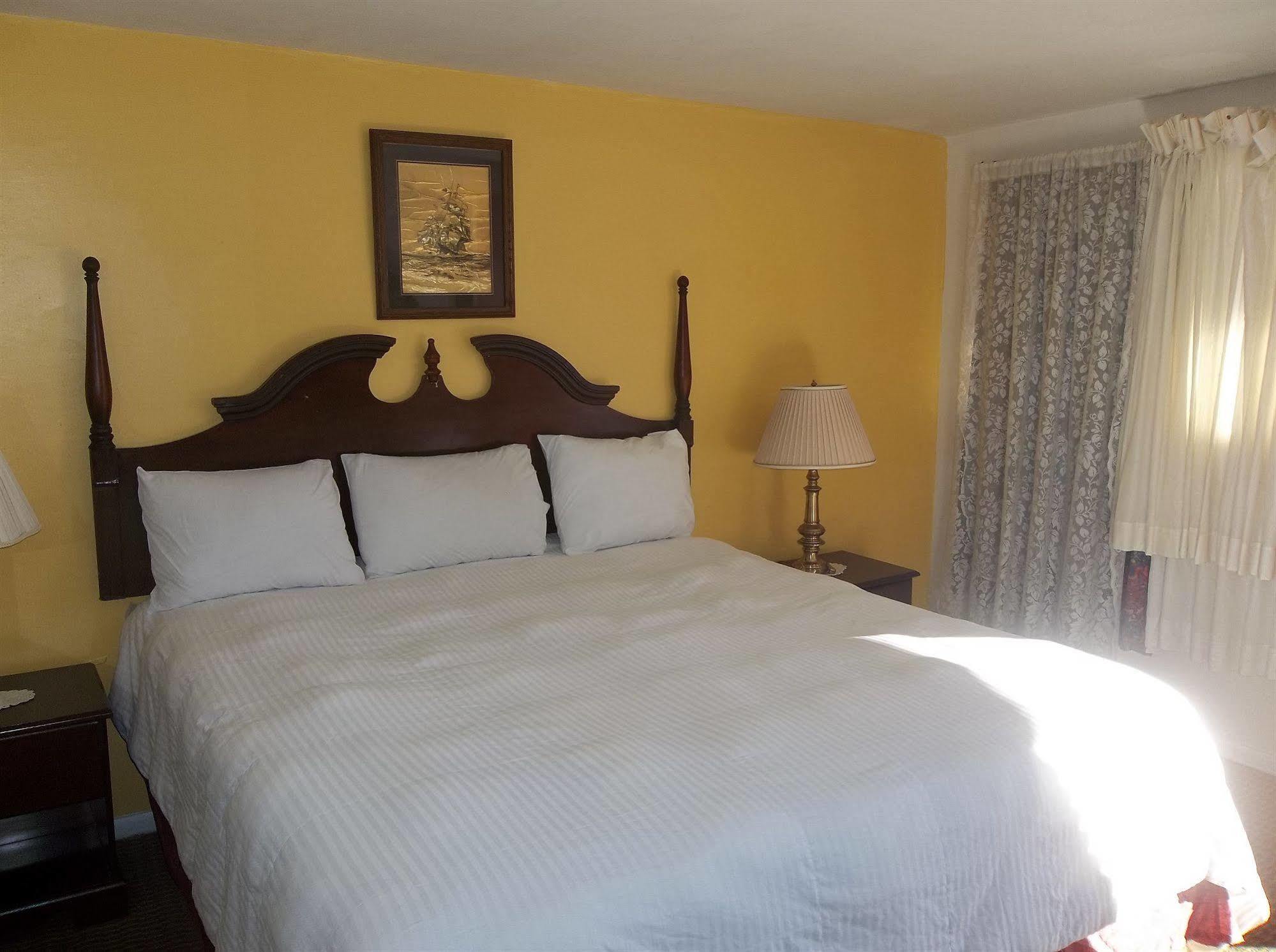 Catalina Airport Motel Avon Esterno foto